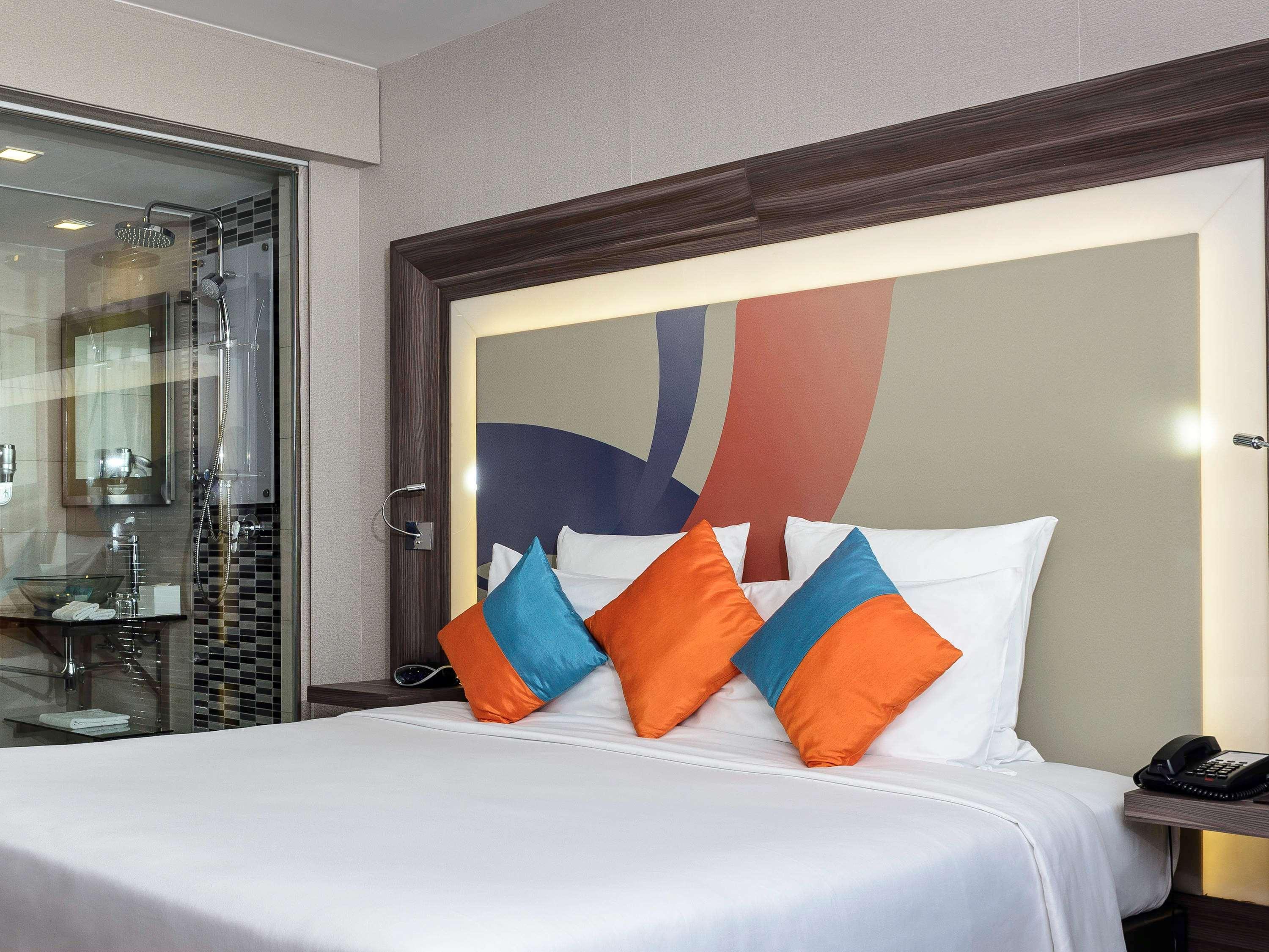 Novotel Bangkok Impact Нонтабури Екстериор снимка