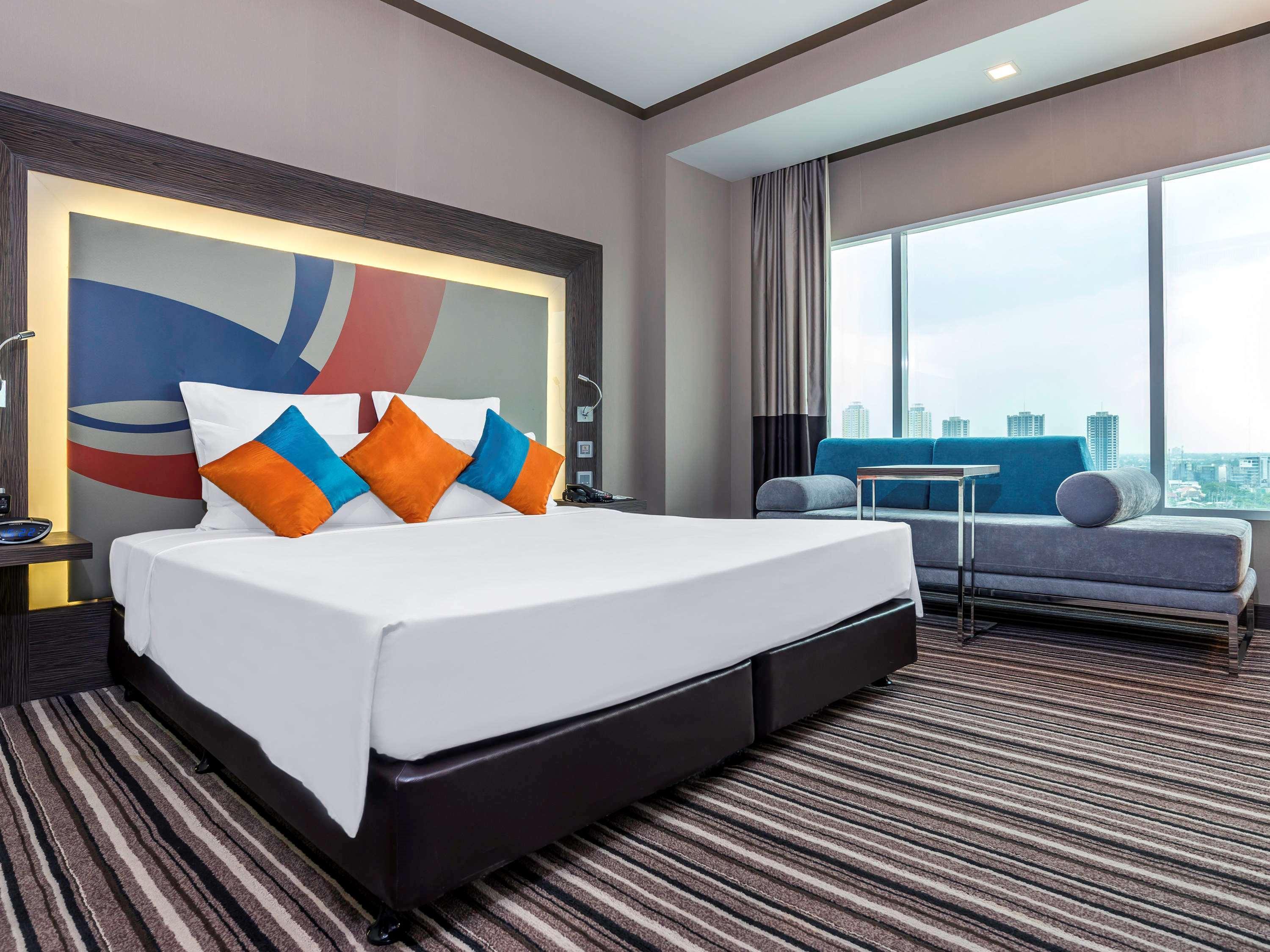 Novotel Bangkok Impact Нонтабури Екстериор снимка