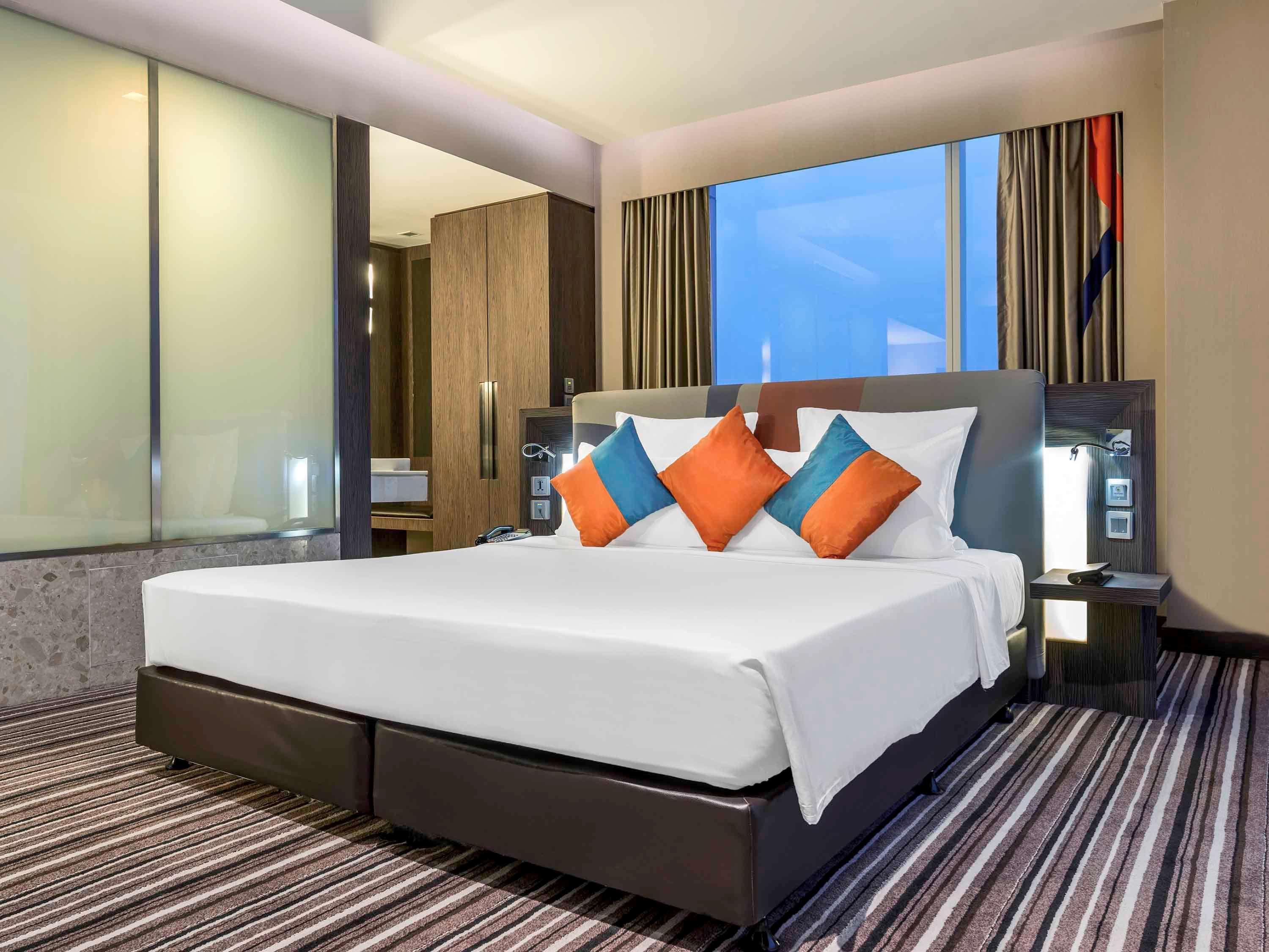 Novotel Bangkok Impact Нонтабури Екстериор снимка