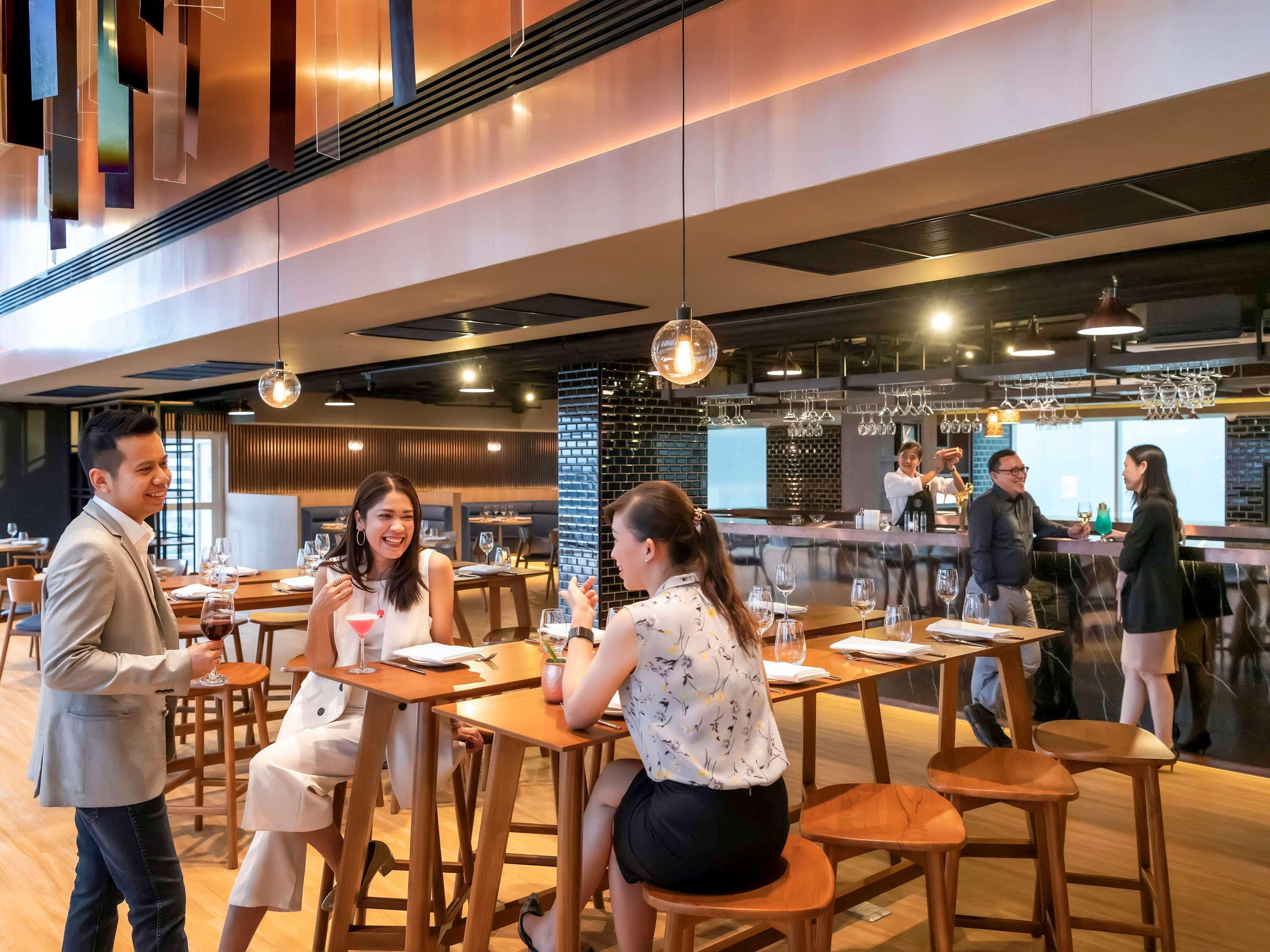 Novotel Bangkok Impact Нонтабури Екстериор снимка