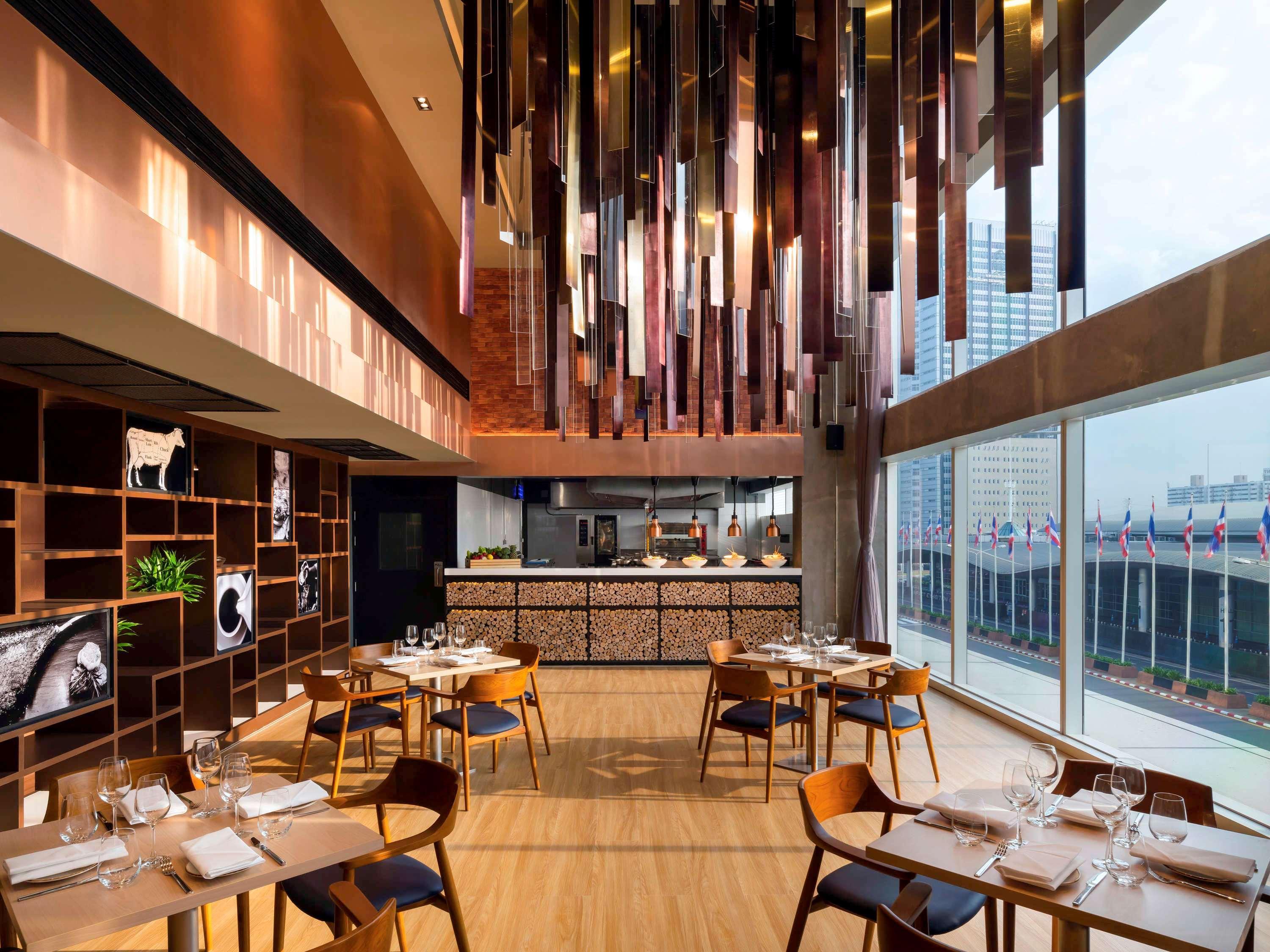 Novotel Bangkok Impact Нонтабури Екстериор снимка
