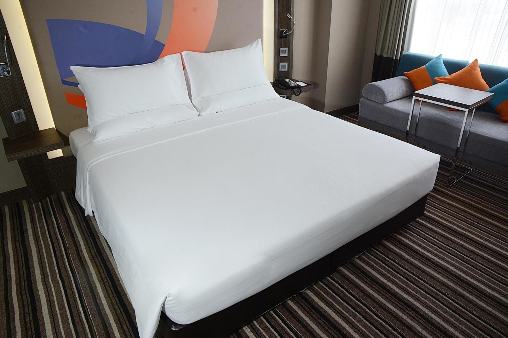 Novotel Bangkok Impact Нонтабури Стая снимка
