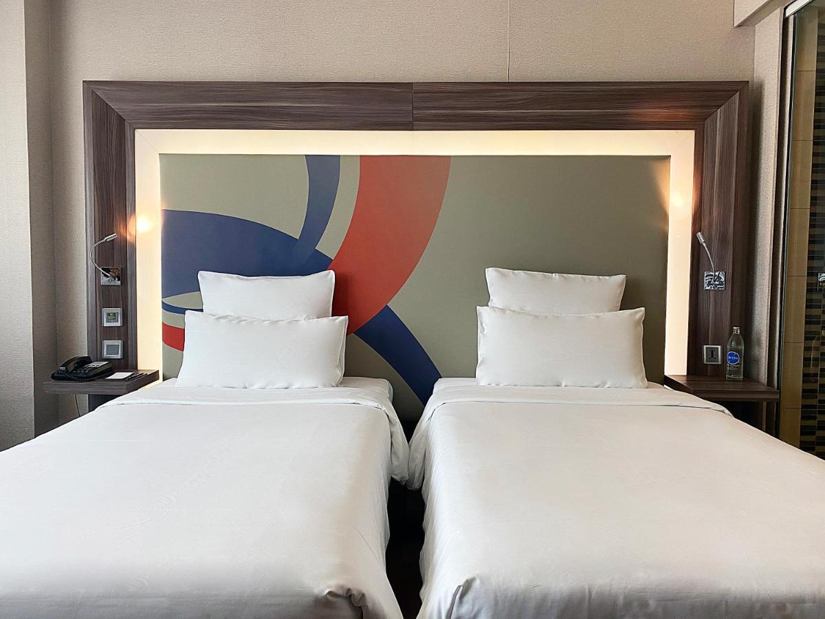 Novotel Bangkok Impact Нонтабури Екстериор снимка
